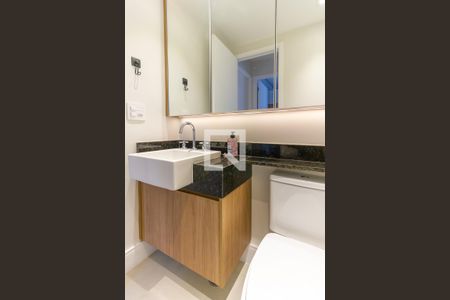 Apartamento para alugar com 39m², 2 quartos e 1 vaga Apartamento para alugar com 39m², 2 quartos e 1 vagaBanheiro