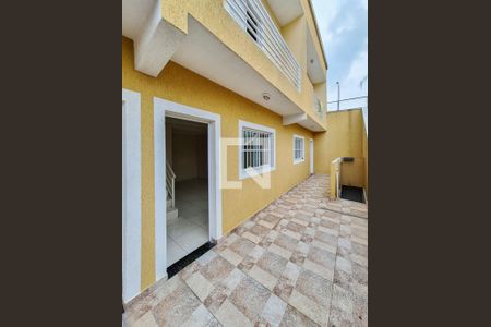 Casa para alugar com 60m², 2 quartos e 1 vagaEntrada