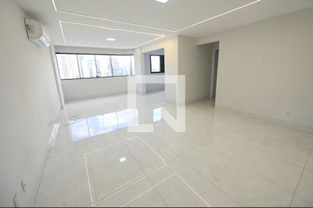 Sala de apartamento para alugar com 3 quartos, 119m² em Setor Bueno, Goiânia