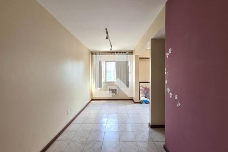 Apartamento à venda com 78m², 2 quartos e 1 vagaSala