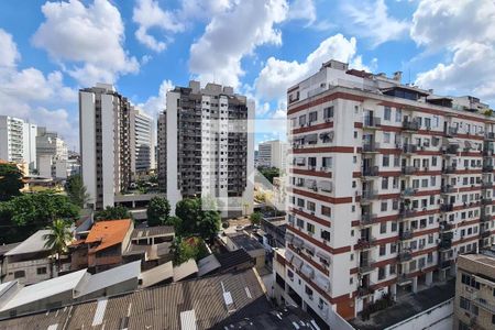 Apartamento à venda com 78m², 2 quartos e 1 vagaSala vista 
