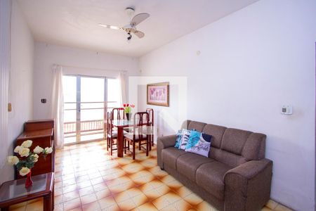 Sala de casa de condomínio para alugar com 3 quartos, 96m² em Rosane, São Gonçalo