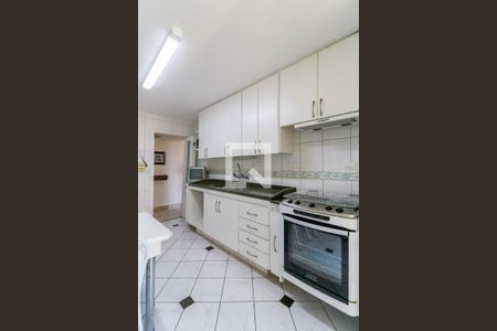 Apartamento para alugar com 102m², 2 quartos e 1 vaga Apartamento para alugar com 102m², 2 quartos e 1 vagaCozinha