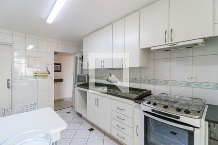 Apartamento para alugar com 102m², 2 quartos e 1 vaga Apartamento para alugar com 102m², 2 quartos e 1 vagaCozinha