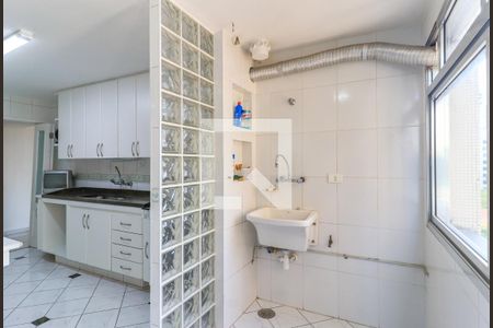 Área de Serviço de apartamento para alugar com 2 quartos, 102m² em Santo Amaro, São Paulo