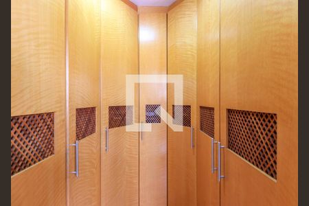Apartamento para alugar com 102m², 2 quartos e 1 vaga Apartamento para alugar com 102m², 2 quartos e 1 vagaDespensa