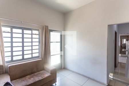 Sala de casa à venda com 2 quartos, 420m² em Colégio Batista, Belo Horizonte