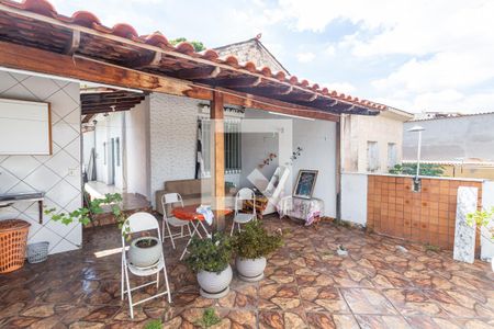 Casa à venda com 420m², 2 quartos e 2 vagasVaranda Gourmet