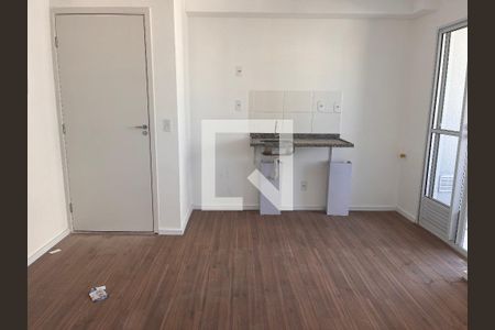Sala e cozinha integrada de apartamento para alugar com 1 quarto, 32m² em Água Branca, São Paulo