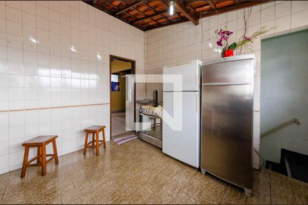 Casa para alugar com 150m², 4 quartos e 2 vagas Casa para alugar com 150m², 4 quartos e 2 vagasCozinha