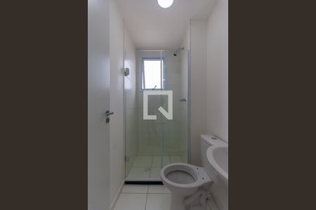 Banheiro de apartamento para alugar com 2 quartos, 39m² em Vila Tolstoi, São Paulo
