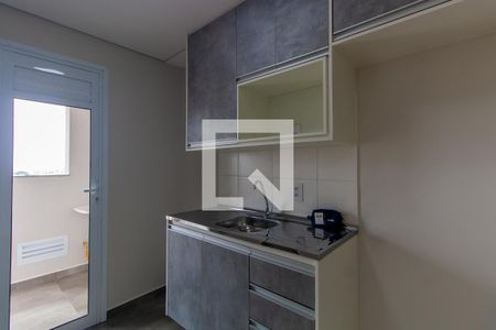 Cozinha de apartamento para alugar com 2 quartos, 39m² em Vila Tolstoi, São Paulo