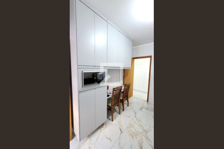 Casa para alugar com 140m², 3 quartos e 2 vagas Casa para alugar com 140m², 3 quartos e 2 vagasCozinha - Armários