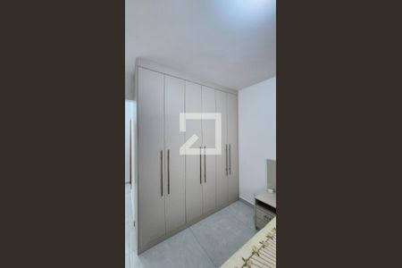 Casa para alugar com 140m², 3 quartos e 2 vagas Casa para alugar com 140m², 3 quartos e 2 vagasQuarto 1 - Armários