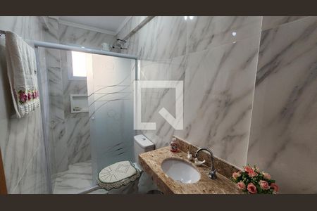 Casa para alugar com 140m², 3 quartos e 2 vagas Casa para alugar com 140m², 3 quartos e 2 vagasBanheiro
