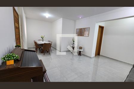 Sala de casa para alugar com 3 quartos, 140m² em Embaré, Santos