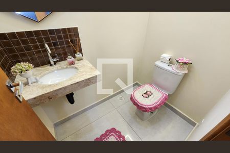Casa para alugar com 140m², 3 quartos e 2 vagas Casa para alugar com 140m², 3 quartos e 2 vagasLavabo
