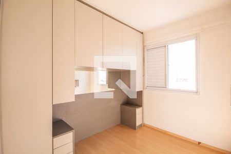 Quarto 2 de apartamento para alugar com 2 quartos, 48m² em Santa Maria, Osasco