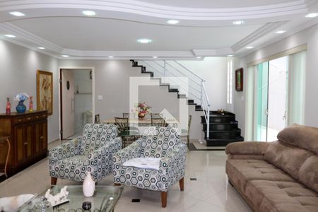 Sala de casa à venda com 4 quartos, 400m² em Cerâmica, São Caetano do Sul