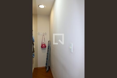 Casa à venda com 400m², 4 quartos e 8 vagasCloset da Suíte 2