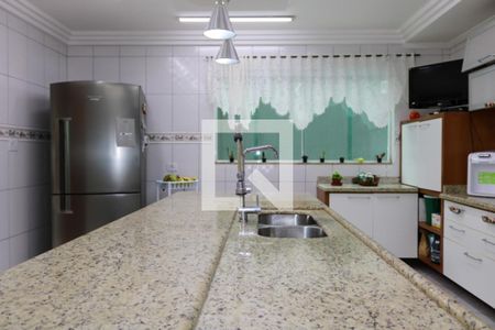 Casa à venda com 400m², 4 quartos e 8 vagasCozinha