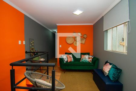 Sala de casa para alugar com 3 quartos, 280m² em Sítio da Figueira, São Paulo