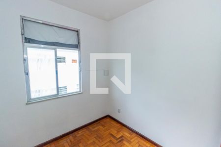 Apartamento à venda com 76m², 3 quartos e 1 vagaQuarto 2