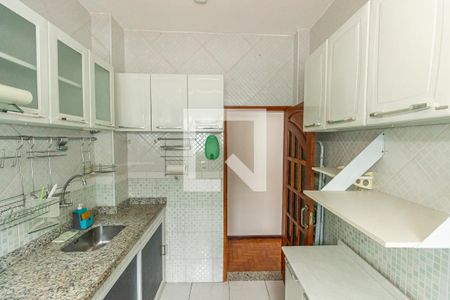 Apartamento à venda com 76m², 3 quartos e 1 vagaCozinha e Área de Serviço