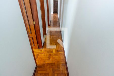 Apartamento à venda com 76m², 3 quartos e 1 vagaCorredor