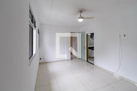 Sala  de apartamento para alugar com 3 quartos, 75m² em Santa Terezinha, Belo Horizonte