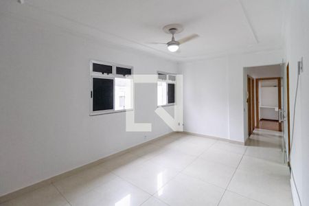 Sala  de apartamento para alugar com 3 quartos, 75m² em Santa Terezinha, Belo Horizonte