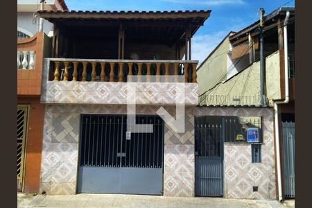 Casa para alugar com 120m², 2 quartos e 1 vagaFachada