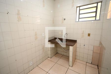 Casa para alugar com 32m², 1 quarto e sem vagaCozinha e Área de Serviço