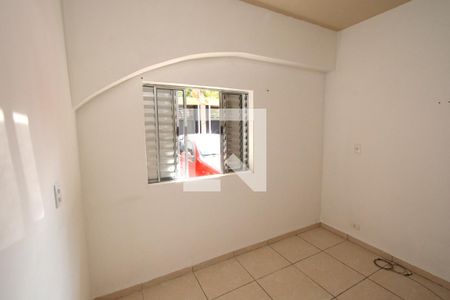 Casa para alugar com 32m², 1 quarto e sem vagaQuarto