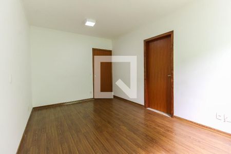 Casa à venda com 168m², 3 quartos e 3 vagasSuíte 1