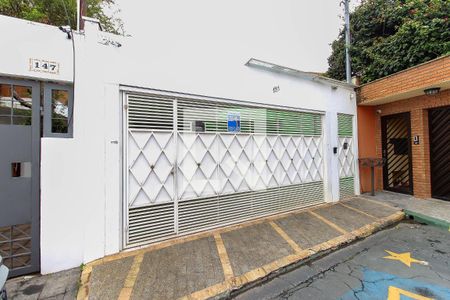 Casa à venda com 168m², 3 quartos e 3 vagasFachada