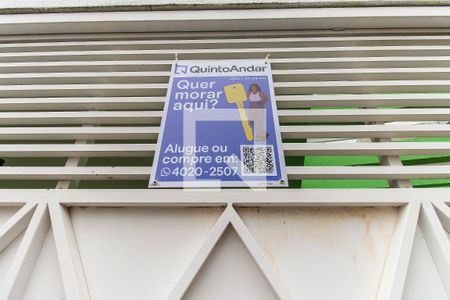 Casa à venda com 168m², 3 quartos e 3 vagasFachada