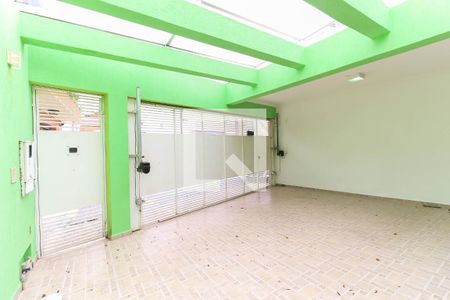 Casa à venda com 168m², 3 quartos e 3 vagasGaragem