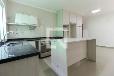 Casa à venda com 168m², 3 quartos e 3 vagasCozinha
