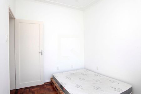 Quarto 1 de apartamento para alugar com 2 quartos, 70m² em Bom Fim, Porto Alegre