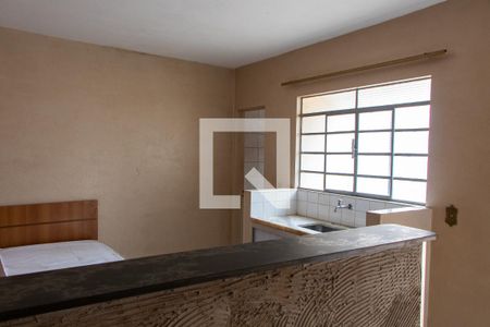 Casa à venda com 130m², 2 quartos e sem vagaCOMODO CASA FUNDOS