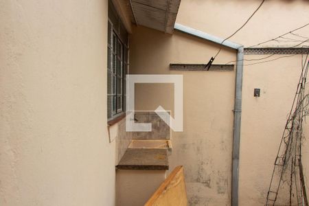 Casa à venda com 130m², 2 quartos e sem vagaÁREA DE SERVIÇO FUNDOS