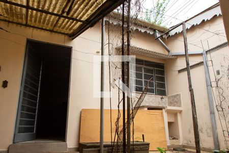 Casa à venda com 130m², 2 quartos e sem vagaÁREA EXTERNA FUNDOS