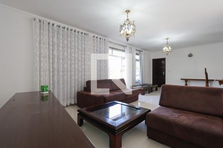Sala de casa para alugar com 4 quartos, 309m² em Vila Roque, São Paulo