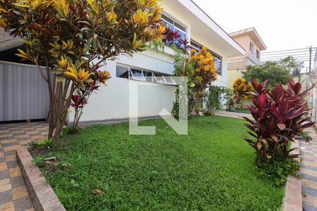 Casa à venda com 309m², 4 quartos e 6 vagas Casa à venda com 309m², 4 quartos e 6 vagasJardim