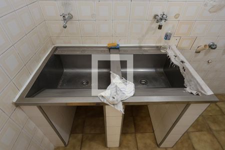 Casa à venda com 309m², 4 quartos e 6 vagas Casa à venda com 309m², 4 quartos e 6 vagasÁrea de serviço