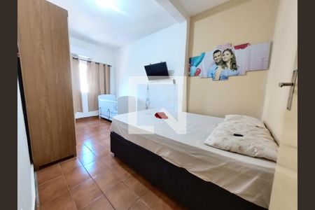 Casa à venda com 216m², 6 quartos e 2 vagas Casa à venda com 216m², 6 quartos e 2 vagasQuarto 1