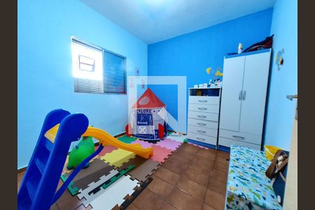 Casa à venda com 216m², 6 quartos e 2 vagas Casa à venda com 216m², 6 quartos e 2 vagasQuarto 2