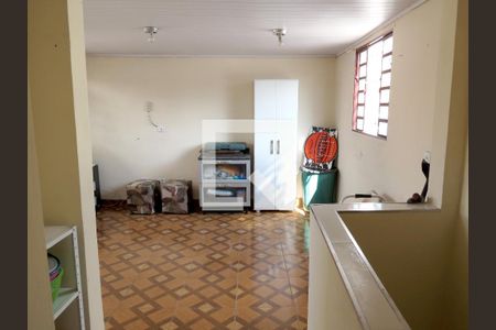 Casa à venda com 216m², 6 quartos e 2 vagasÁrea de Serviço