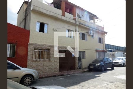 Casa à venda com 216m², 6 quartos e 2 vagasFachada Completa